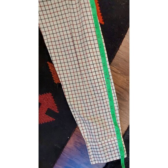 J Crew Men's Slim Cotton Buttondown Red, Bue, White Box Design. Size Large - Picture 7 of 12